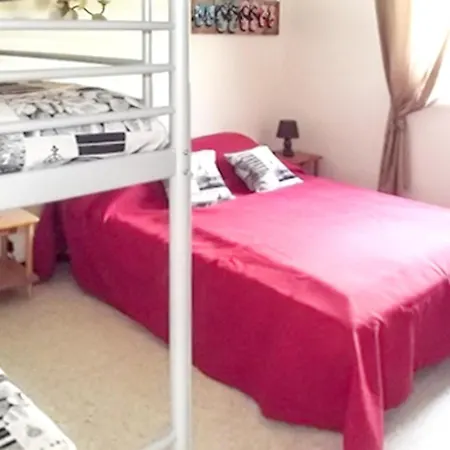 Casa vacanze Holiday Avenue Vauban Ii *